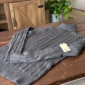 BRAND NEW! Comfy Gray Sweater